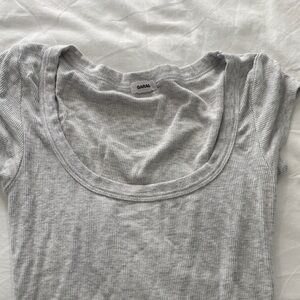 Garage Light Gray Ribbed Short Sleeve Top, Size XS
